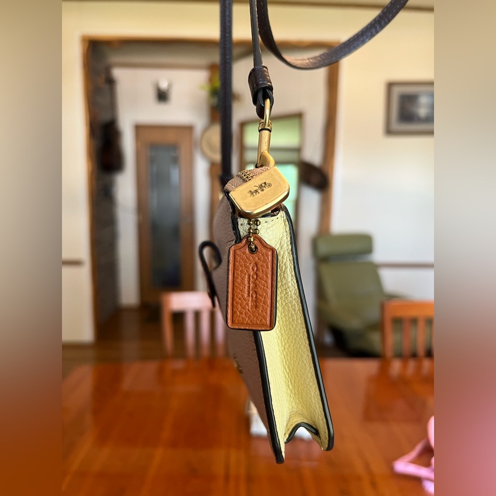 Coach Noa Pop Up Messenger Bag Brass Hardware - Picture 4 of 14